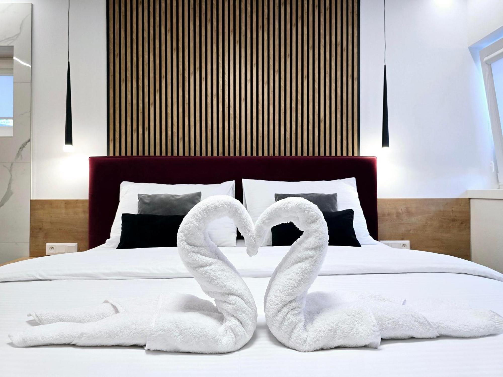 Salon Missen Hotel เตรนชิอาสกี เตปลิตเซ ภายนอก รูปภาพ